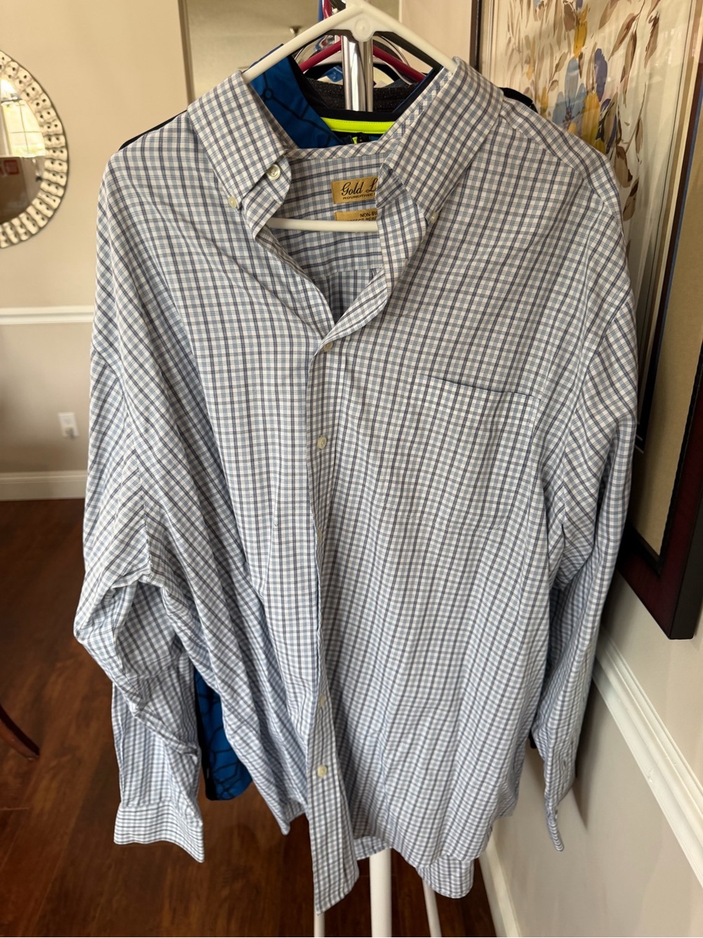 Roundtree & York Men's Light Blue Plaid Button-Down Shirt